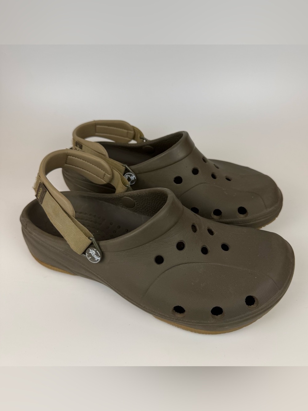 Crocs ACE Boat Shoes Men’s Size 9 Khaki And Brown